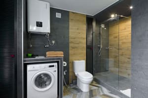 thumbnail: Bathroom shower