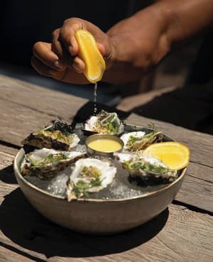thumbnail: Outdoor dining