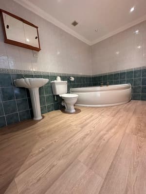 thumbnail: Bathroom