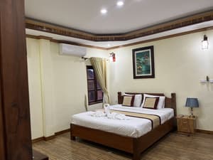 thumbnail: Room