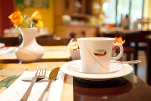thumbnail: Restaurant