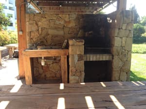 thumbnail: BBQ/picnic area