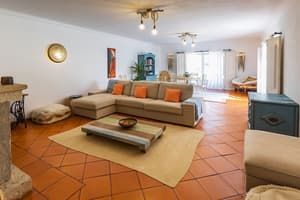 thumbnail: Living room