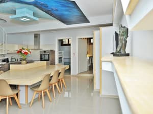 thumbnail: In-room dining