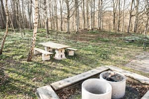 thumbnail: BBQ/picnic area