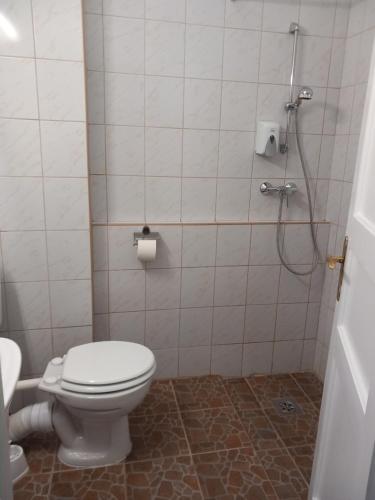 560419287.jpg