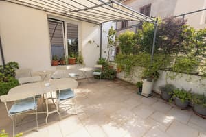 thumbnail: Terrace/patio