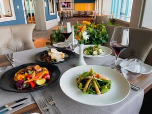 thumbnail: Dining
