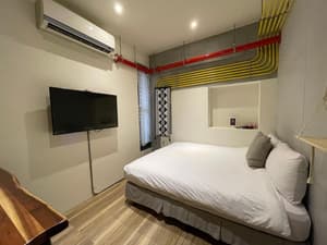 thumbnail: Room
