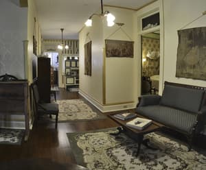 thumbnail: Interior detail