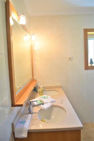 thumbnail: Bathroom sink