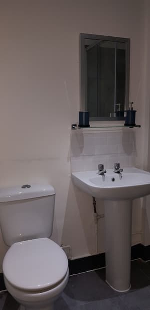 thumbnail: Bathroom