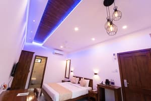 thumbnail: Room