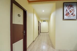 thumbnail: Interior