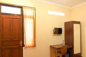 thumbnail: Room