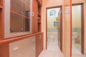 thumbnail: Interior