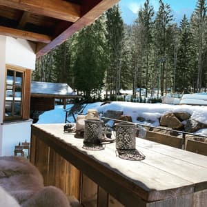 thumbnail: Outdoor spa tub