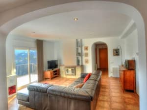 thumbnail: Living room