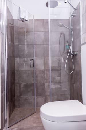 thumbnail: Bathroom shower
