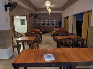 thumbnail: Restaurant