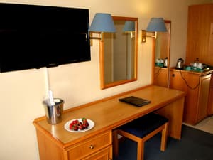 thumbnail: Room