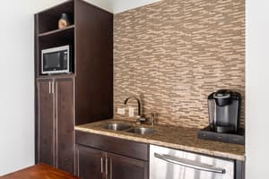 thumbnail: Private kitchenette