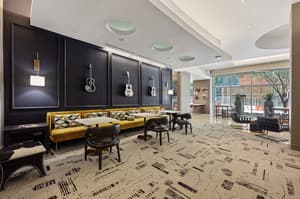 thumbnail: Business center