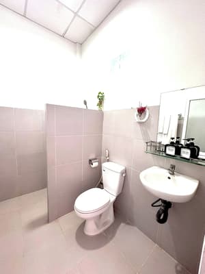 thumbnail: Bathroom