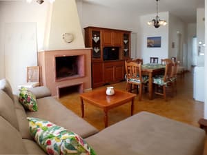 thumbnail: Interior detail