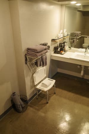 thumbnail: Bathroom