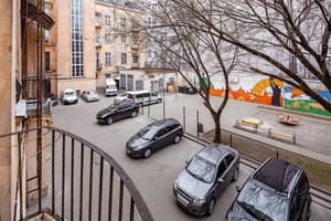 thumbnail: Balcony view