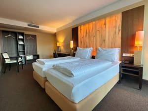 thumbnail: Room