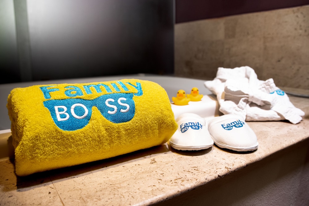 Bathroom amenities
