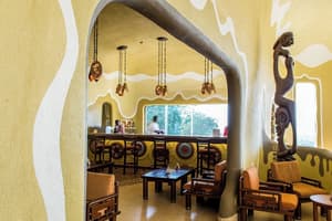thumbnail: Bar (on property)