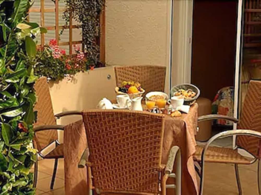 Restaurant-cafeteria