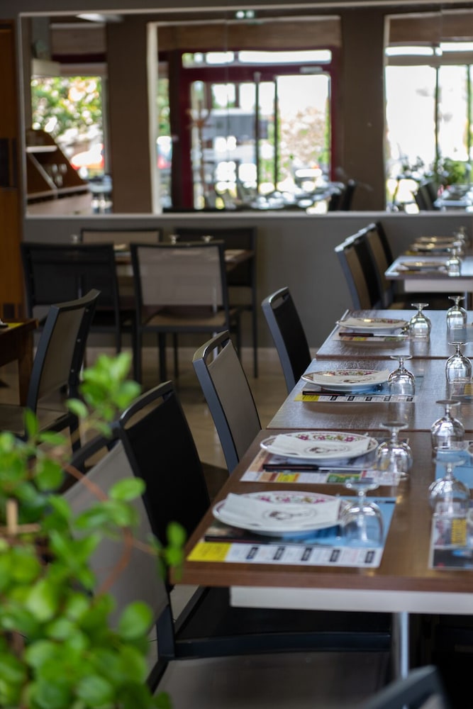 Restaurant-cafeteria