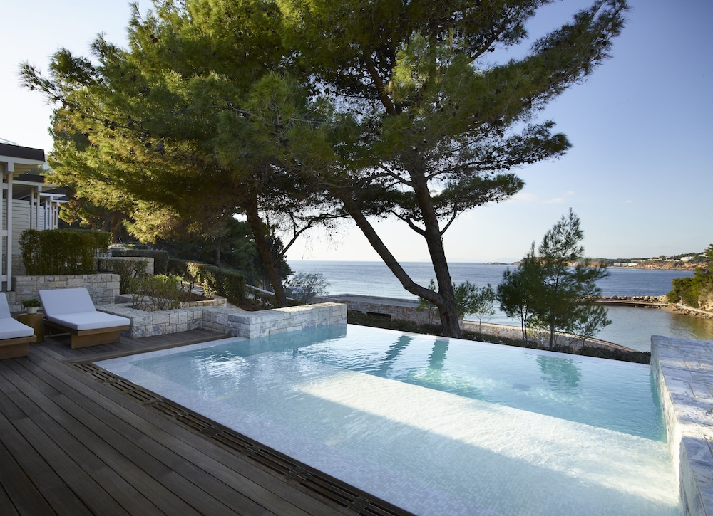 Private pool