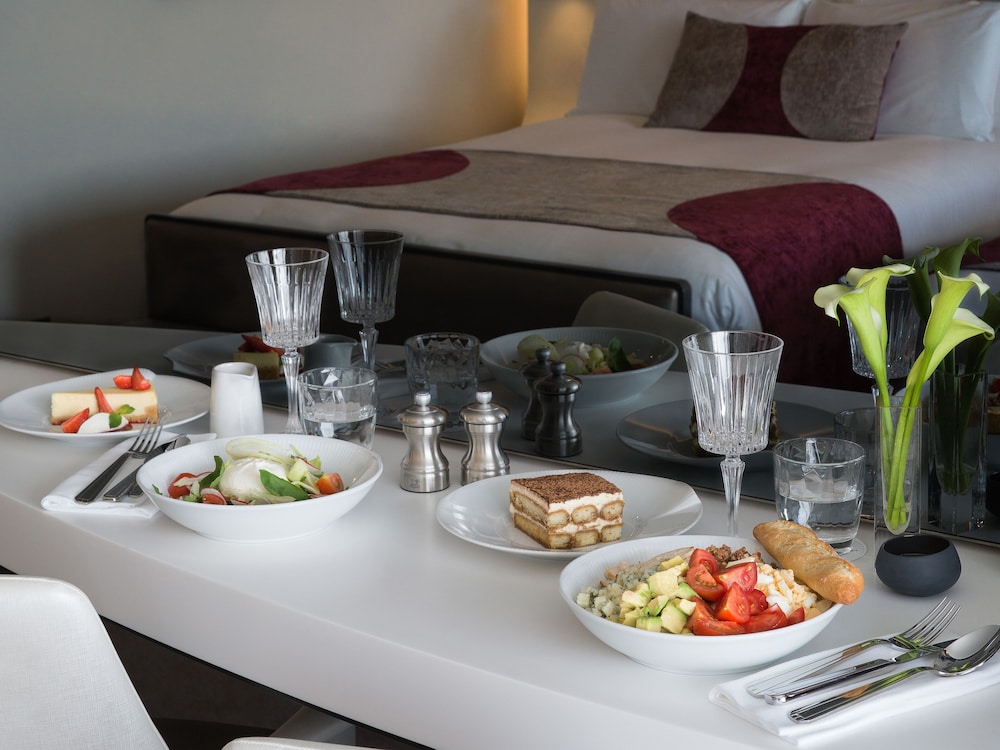 In-room dining