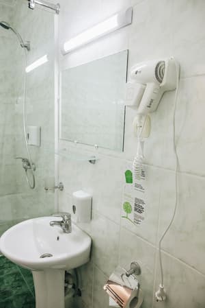 thumbnail: Bathroom