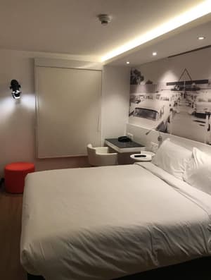 thumbnail: Room