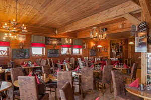 thumbnail: Restaurant