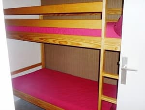 thumbnail: In-room dining