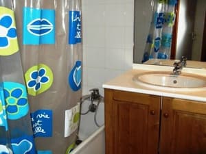 thumbnail: In-room dining