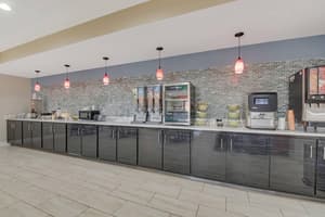 thumbnail: Breakfast area
