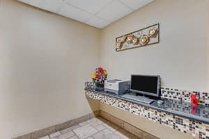 thumbnail: Breakfast area
