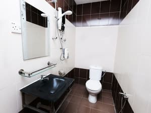 thumbnail: Bathroom