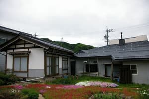 thumbnail: Exterior