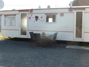 thumbnail: Exterior
