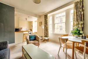 thumbnail: In-room dining
