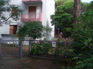 thumbnail: Property entrance